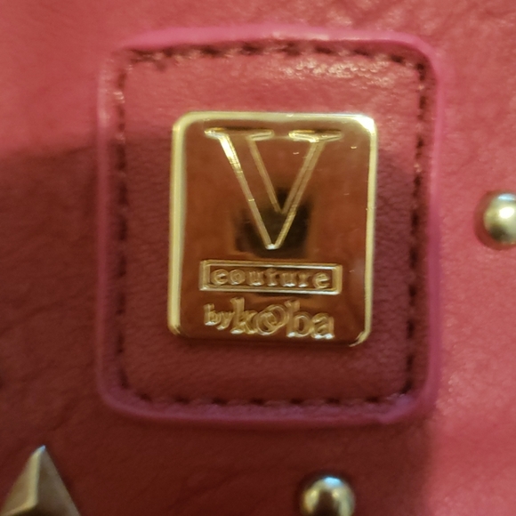 Hot pink purse - Picture 2 of 8